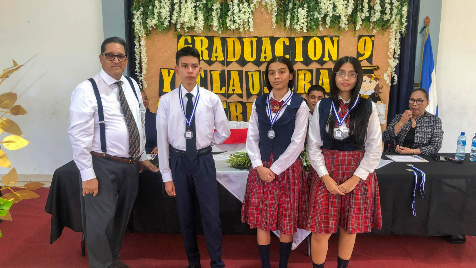 Graduación de 9° Grado y Clausura Escolar