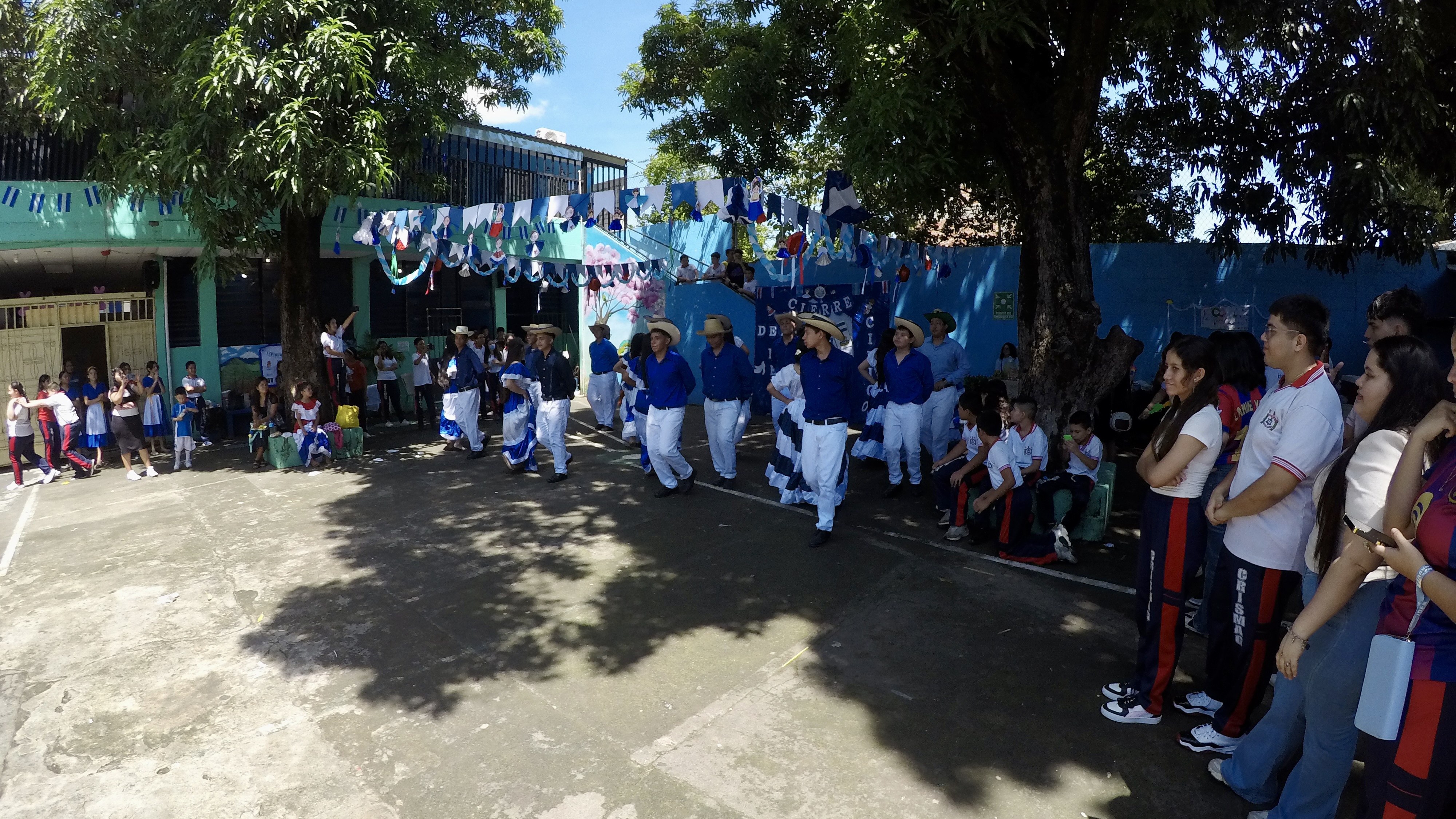 Cierre del Mes Cívico